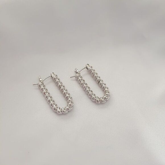 Silver Color Rectangle Shaped Twisted Hoop Earrings - Picture 3 of 4